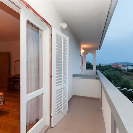 Maslinov Hlad Apartament *